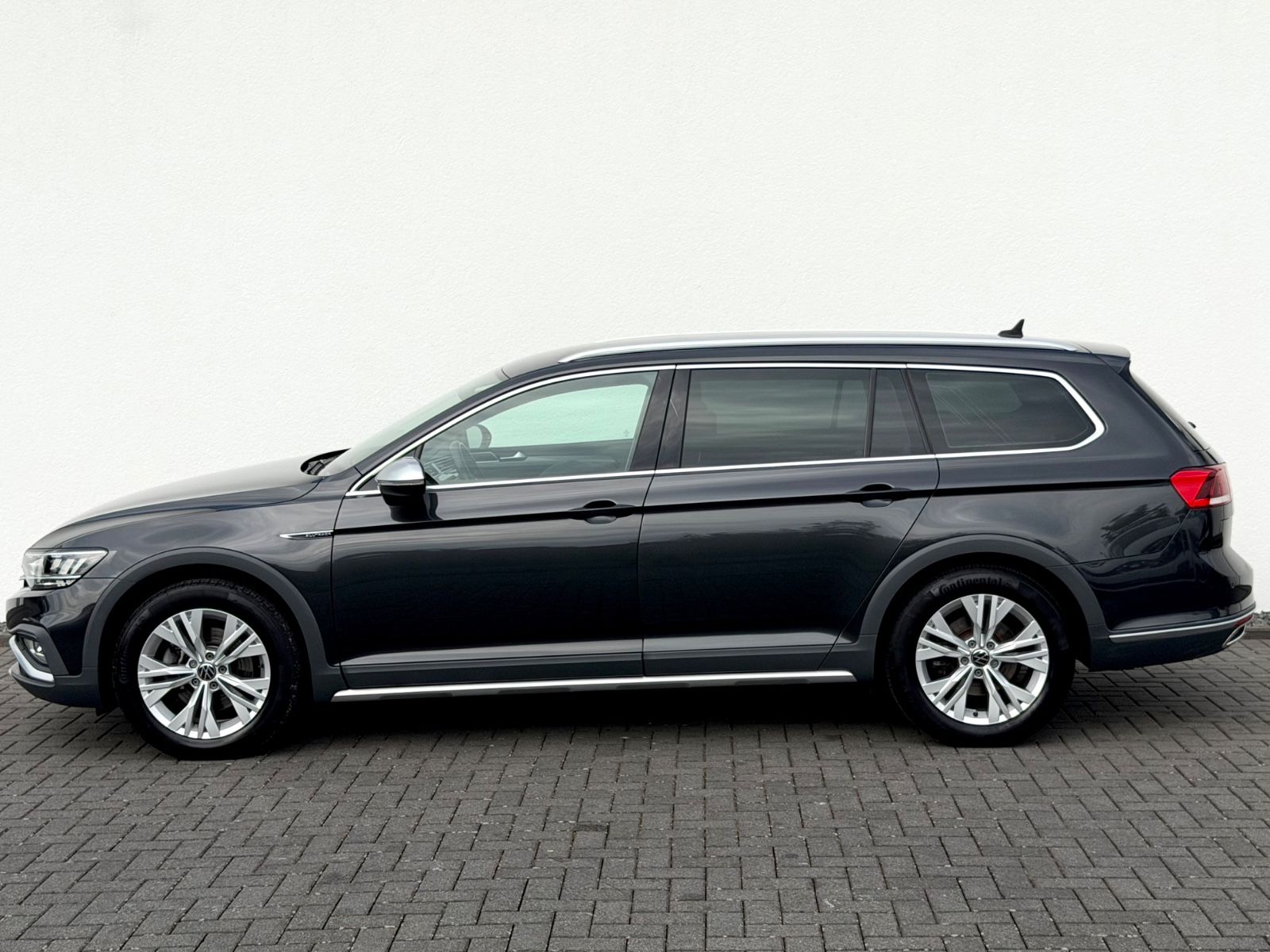 Bild 8 von 18 - Volkswagen Passat Alltrack - Gebrauchtwagen von Automobile Trier Volkswagen Passat Variant Alltrack 2.0 TDI DSG 4M, ACC, AHK