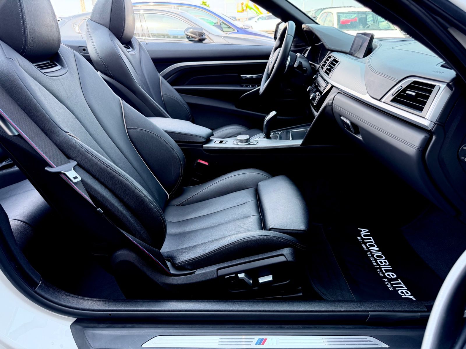 Bild 12 von 19 - BMW 440 - Gebrauchtwagen von Automobile Trier BMW 440i xDrive Cabrio M Sport Paket, LED, ACC, H&K