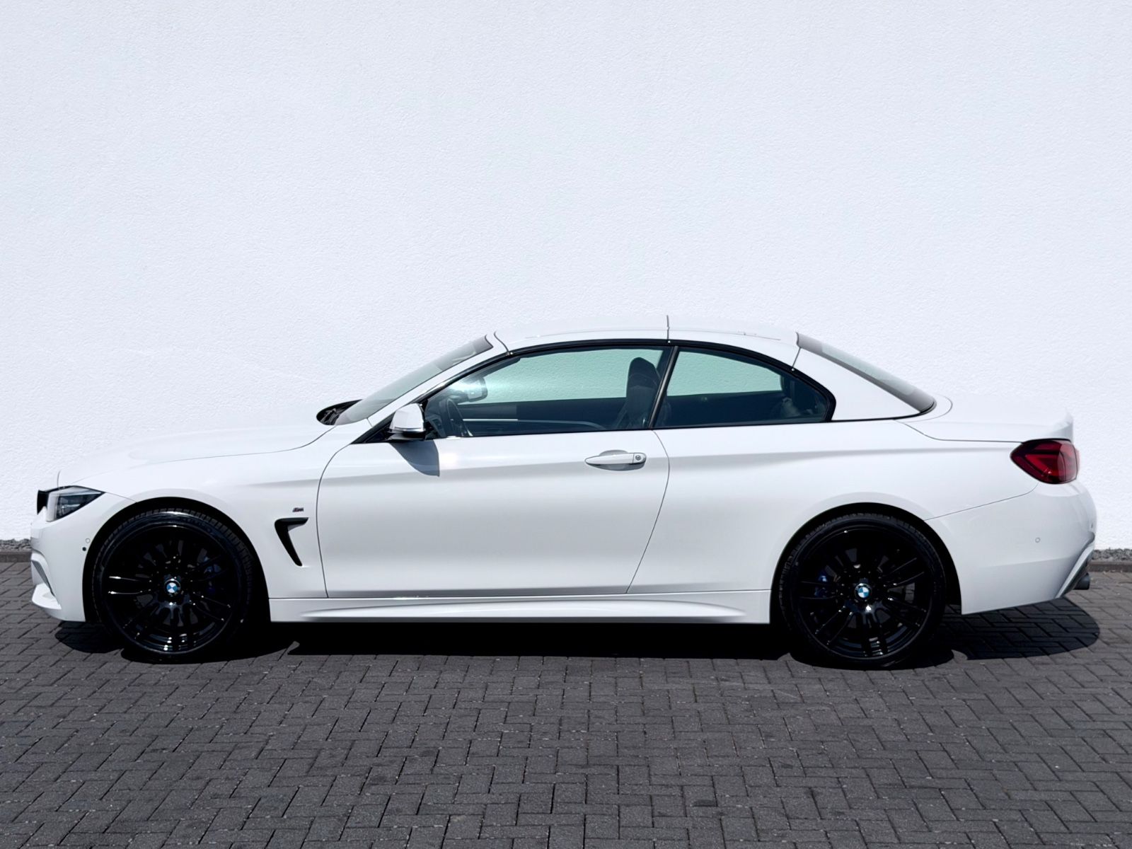 Bild 17 von 19 - BMW 440 - Gebrauchtwagen von Automobile Trier BMW 440i xDrive Cabrio M Sport Paket, LED, ACC, H&K