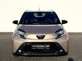 Toyota Aygo X 1.0 /ACC/CAM/KLIMA/GARANTIE/ als Kleinwagen - Fahrzeugfoto 2