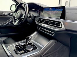 BMW X6 xDrive 30 d M Sport Paket /LASER/HUD/H&K/CAM in Weiß als SUV/Geländewagen/Pickup - Fahrzeugfoto 12