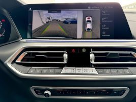 BMW X6 xDrive 30 d M Sport Paket /LASER/HUD/H&K/CAM in Weiß als SUV/Geländewagen/Pickup - Fahrzeugfoto 18