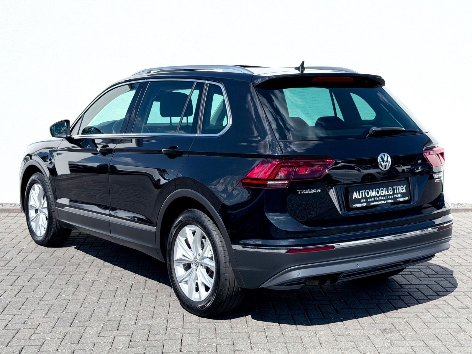Bild 5 von 18 - Volkswagen Tiguan - Gebrauchtwagen von Automobile Trier Volkswagen Tiguan Highline 2.0 TSI DSG 4M, LED, ACC, PANO