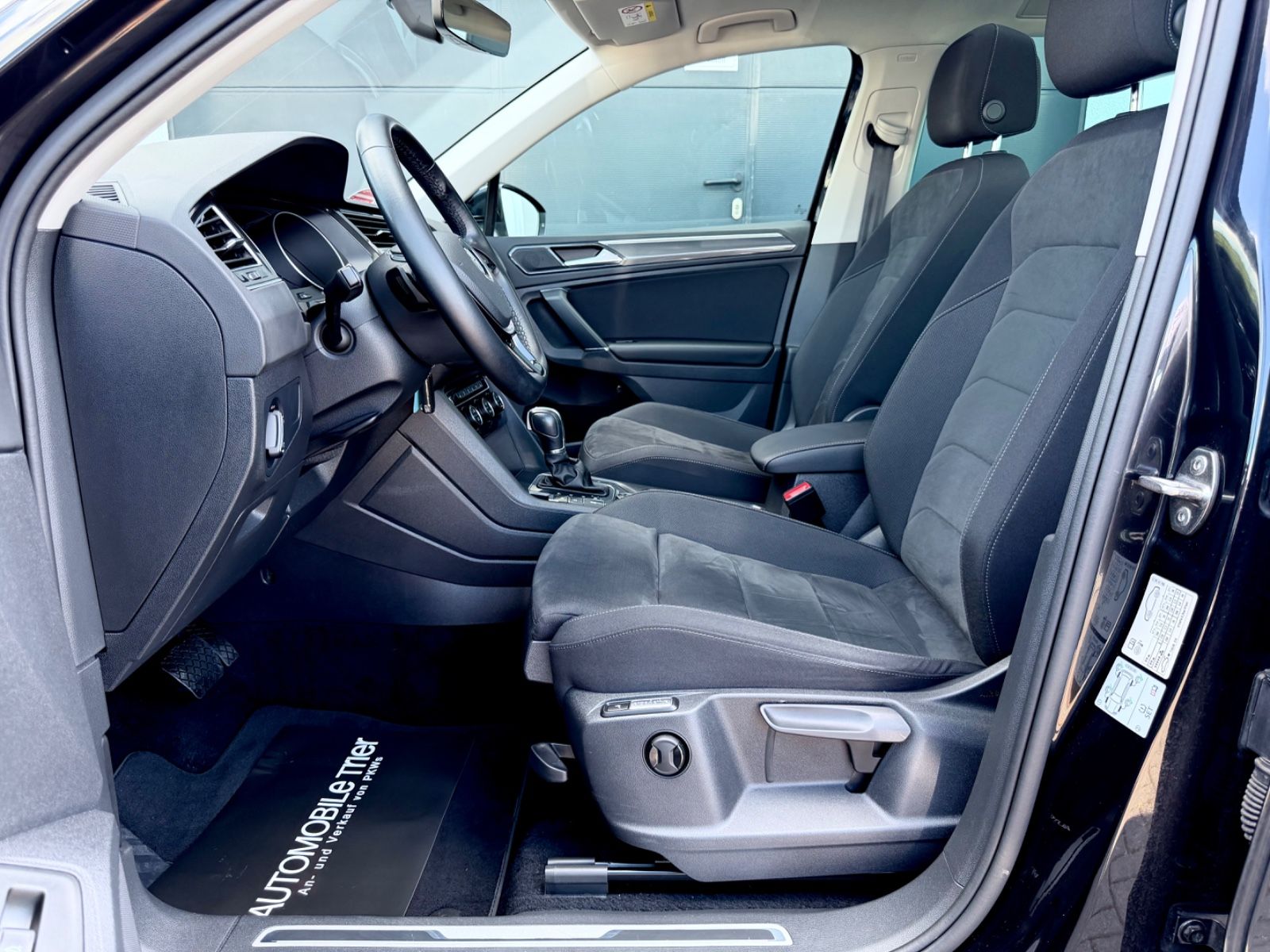 Bild 9 von 18 - Volkswagen Tiguan - Gebrauchtwagen von Automobile Trier Volkswagen Tiguan Highline 2.0 TSI DSG 4M, LED, ACC, PANO