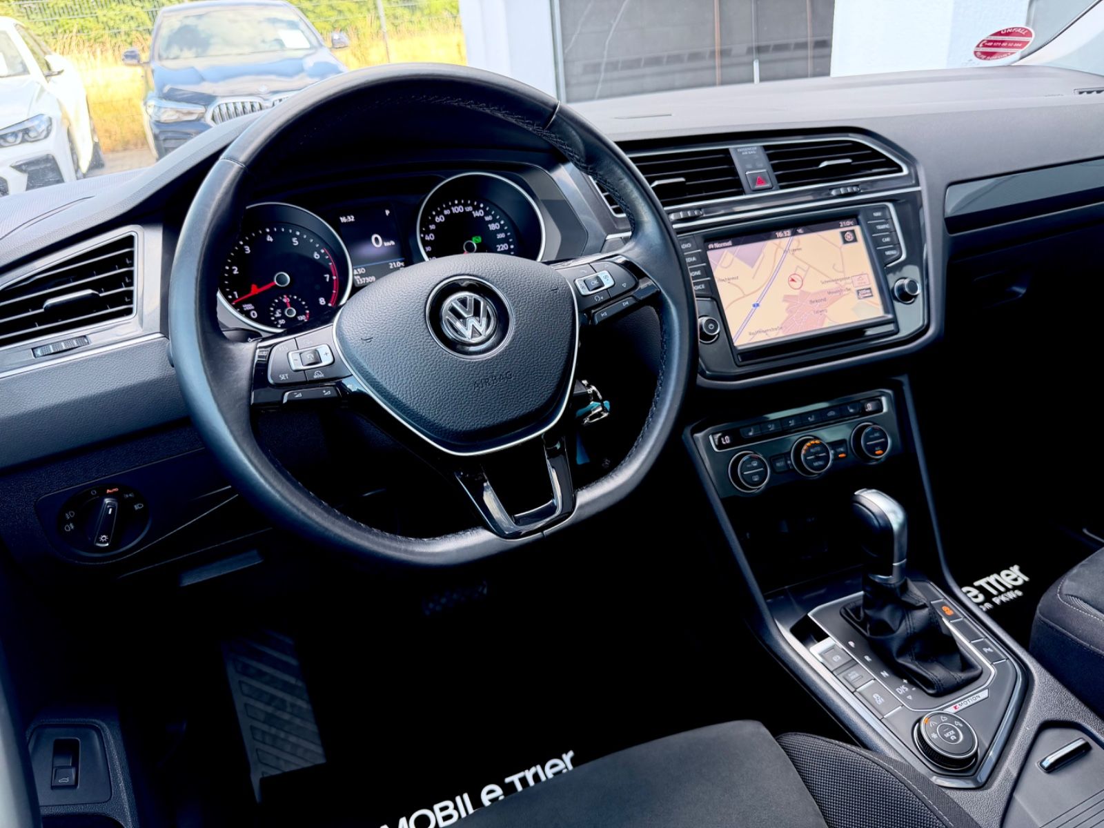 Bild 10 von 18 - Volkswagen Tiguan - Gebrauchtwagen von Automobile Trier Volkswagen Tiguan Highline 2.0 TSI DSG 4M, LED, ACC, PANO