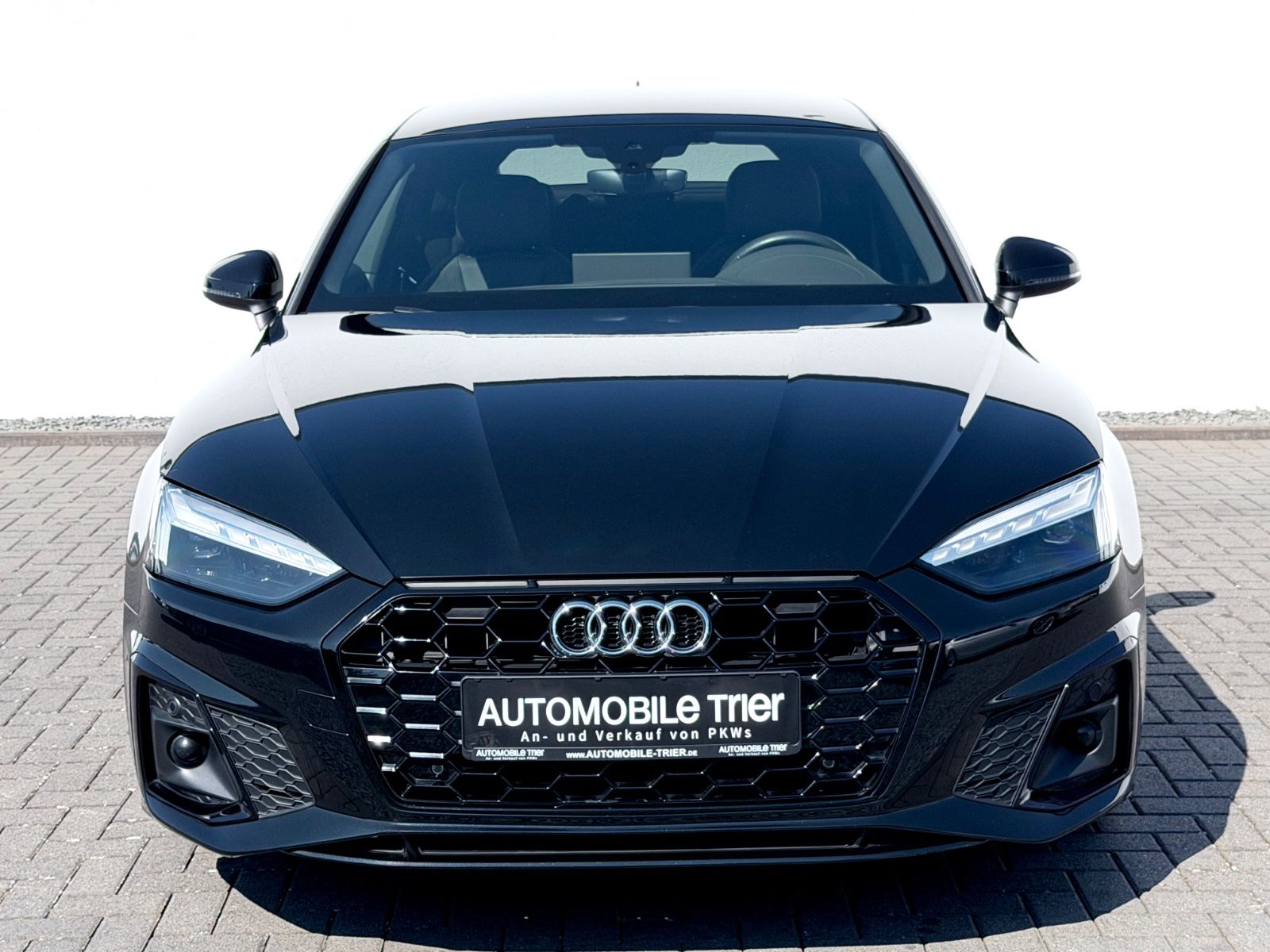 Audi A5 Sportback 40 TDI S line Sport Plus Paket - Bild 2 Audi A5 Sportback 40 TDI S line Sport Plus Paket in Schwarz als Limousine - Fahrzeugfoto 2
