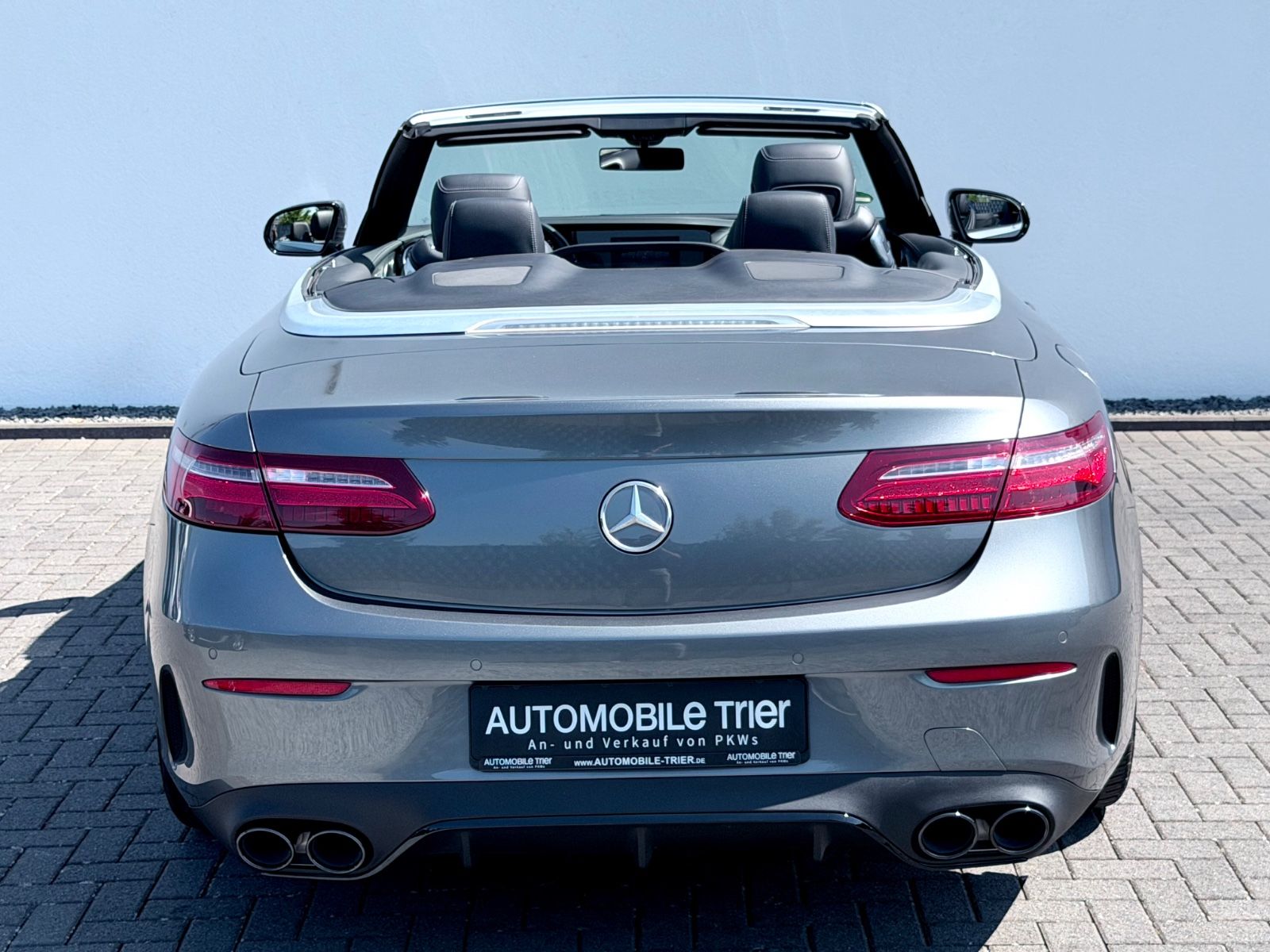 Mercedes-Benz E 200 Cabrio /AMG LINE/NAVI/LED/CAM/GARANTIE/ - Bild 6 Mercedes-Benz E 200 Cabrio /AMG LINE/NAVI/LED/CAM/GARANTIE/ in Grau als Cabrio/Roadster - Fahrzeugfoto 6