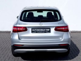 Mercedes-Benz GLC 250 d 4Matic /NAVI/LED/PDC/ in Silber als SUV/Geländewagen/Pickup - Fahrzeugfoto 6