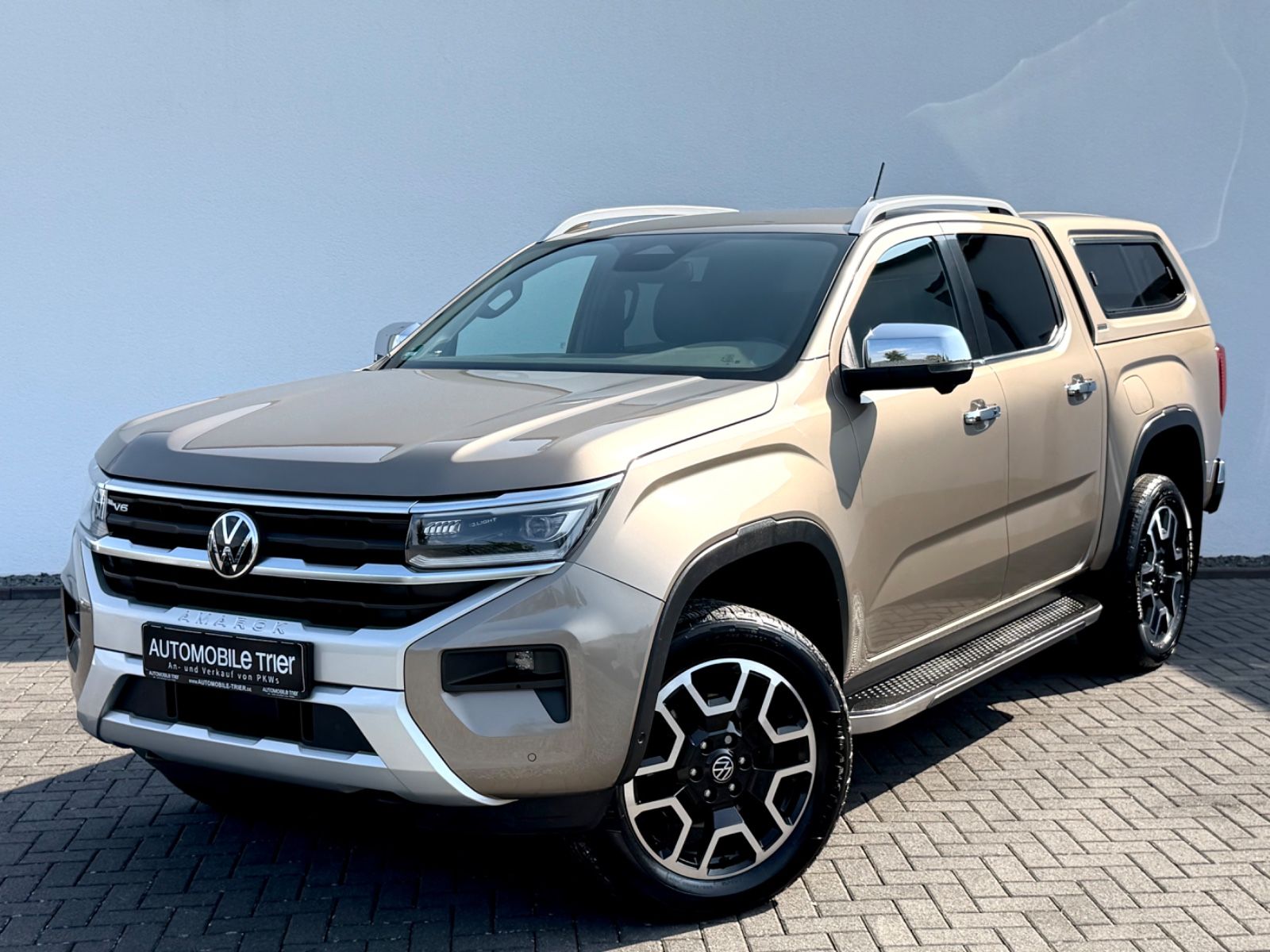 Volkswagen Amarok Aventura Doppelkabine 3.0 TDI 4MOTION als SUV/Geländewagen/Pickup - Fahrzeugfoto 1