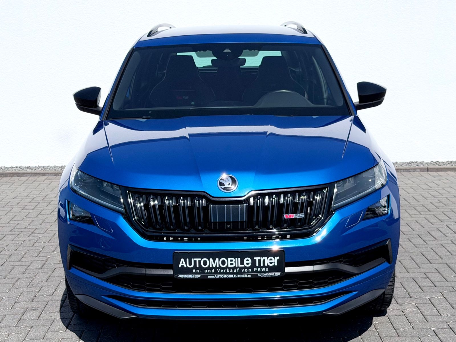 Skoda Kodiaq RS 2.0 TDI DSG 4x4 /LED/ACC/AHK/360°CAM/ - Bild 2 Skoda Kodiaq RS 2.0 TDI DSG 4x4 /LED/ACC/AHK/360°CAM/ in Blau als SUV/Geländewagen/Pickup - Fahrzeugfoto 2