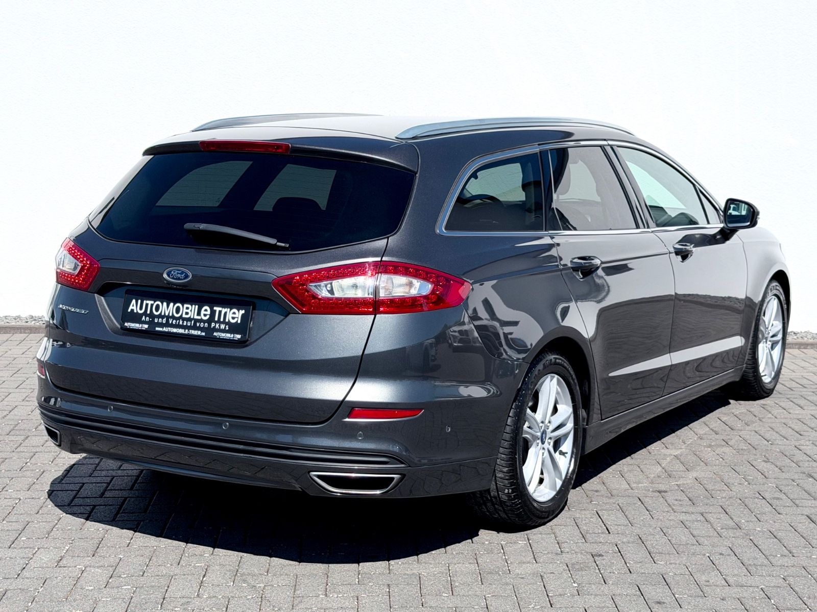 Ford Mondeo Turnier Business Edition 2.0 TDCI - Bild 5 Ford Mondeo Turnier Business Edition 2.0 TDCI als Kombi - Fahrzeugfoto 5