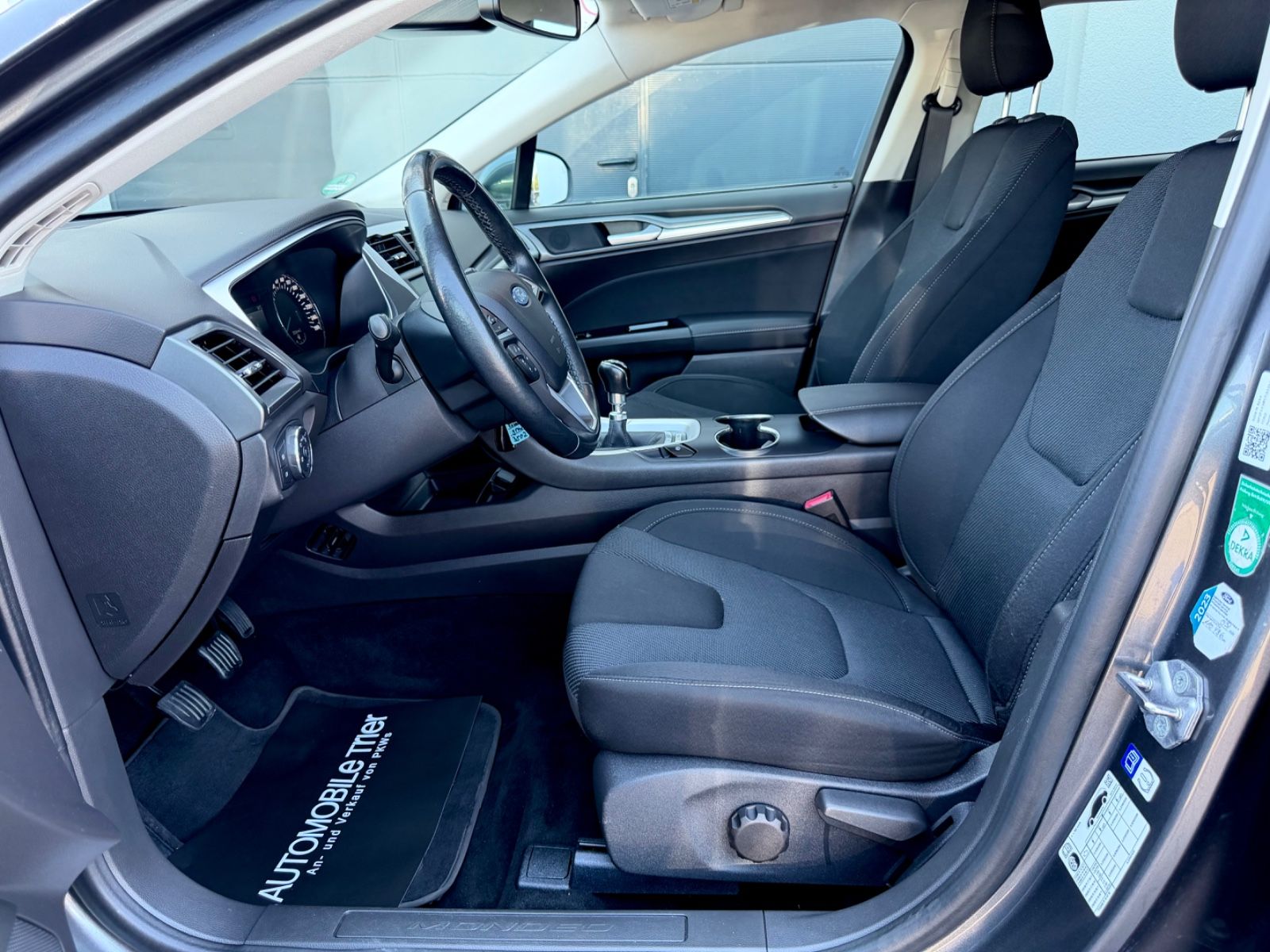 Ford Mondeo Turnier Business Edition 2.0 TDCI - Bild 9 Ford Mondeo Turnier Business Edition 2.0 TDCI als Kombi - Fahrzeugfoto 9