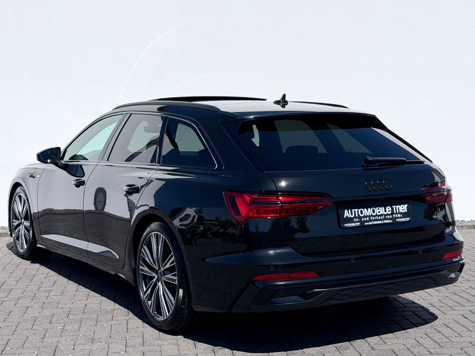 Audi A6 Avant 40 TDI S line Sport Plus Paket /1.Hand/ - Bild 7 Audi A6 Avant 40 TDI S line Sport Plus Paket /1.Hand/ in Schwarz als Kombi - Fahrzeugfoto 7