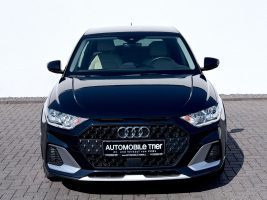 Audi A1 Allstreet 35 TFSI /NAVI/CAM/SHZ/GARANTIE/ in Blau als Kleinwagen - Fahrzeugfoto 2