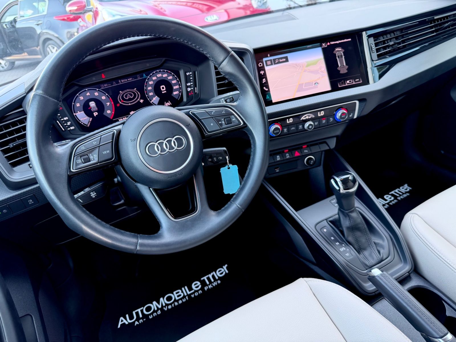 Audi A1 Allstreet 35 TFSI /NAVI/CAM/SHZ/GARANTIE/ - Bild 10 Audi A1 Allstreet 35 TFSI /NAVI/CAM/SHZ/GARANTIE/ in Blau als Kleinwagen - Fahrzeugfoto 10