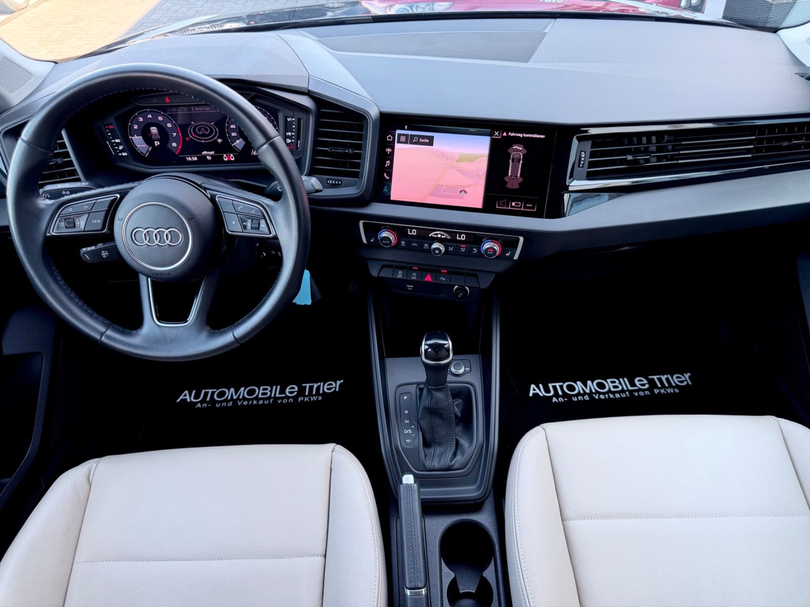 Audi A1 Allstreet 35 TFSI /NAVI/CAM/SHZ/GARANTIE/ - Bild 11 Audi A1 Allstreet 35 TFSI /NAVI/CAM/SHZ/GARANTIE/ in Blau als Kleinwagen - Fahrzeugfoto 11