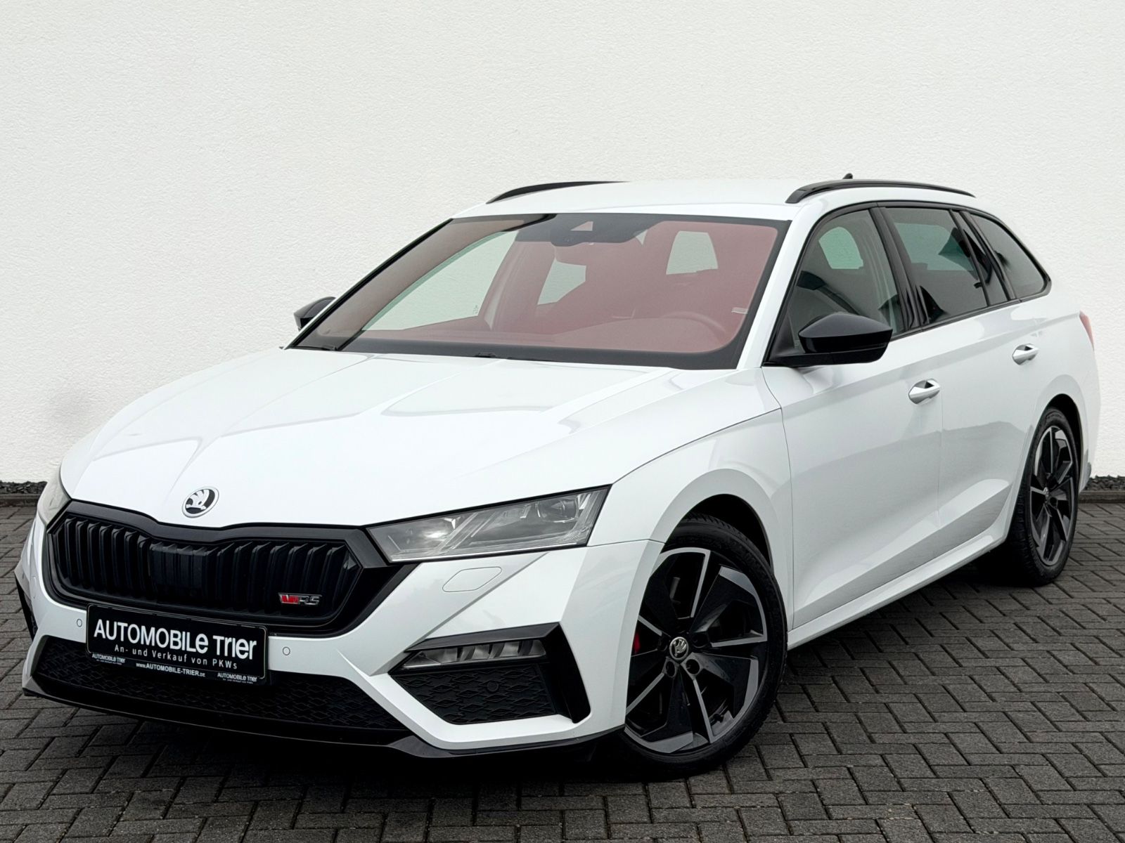 Skoda Octavia Combi RS 2.0 TSI DSG /NAVI/LED/ACC/CAM in Weiß als Kombi - Fahrzeugfoto 1