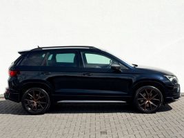 Cupra Ateca 2.0 TSI DSG 4Drive /NAVI/LED/ACC/360°CAM/ in Schwarz als SUV/Geländewagen/Pickup - Fahrzeugfoto 4
