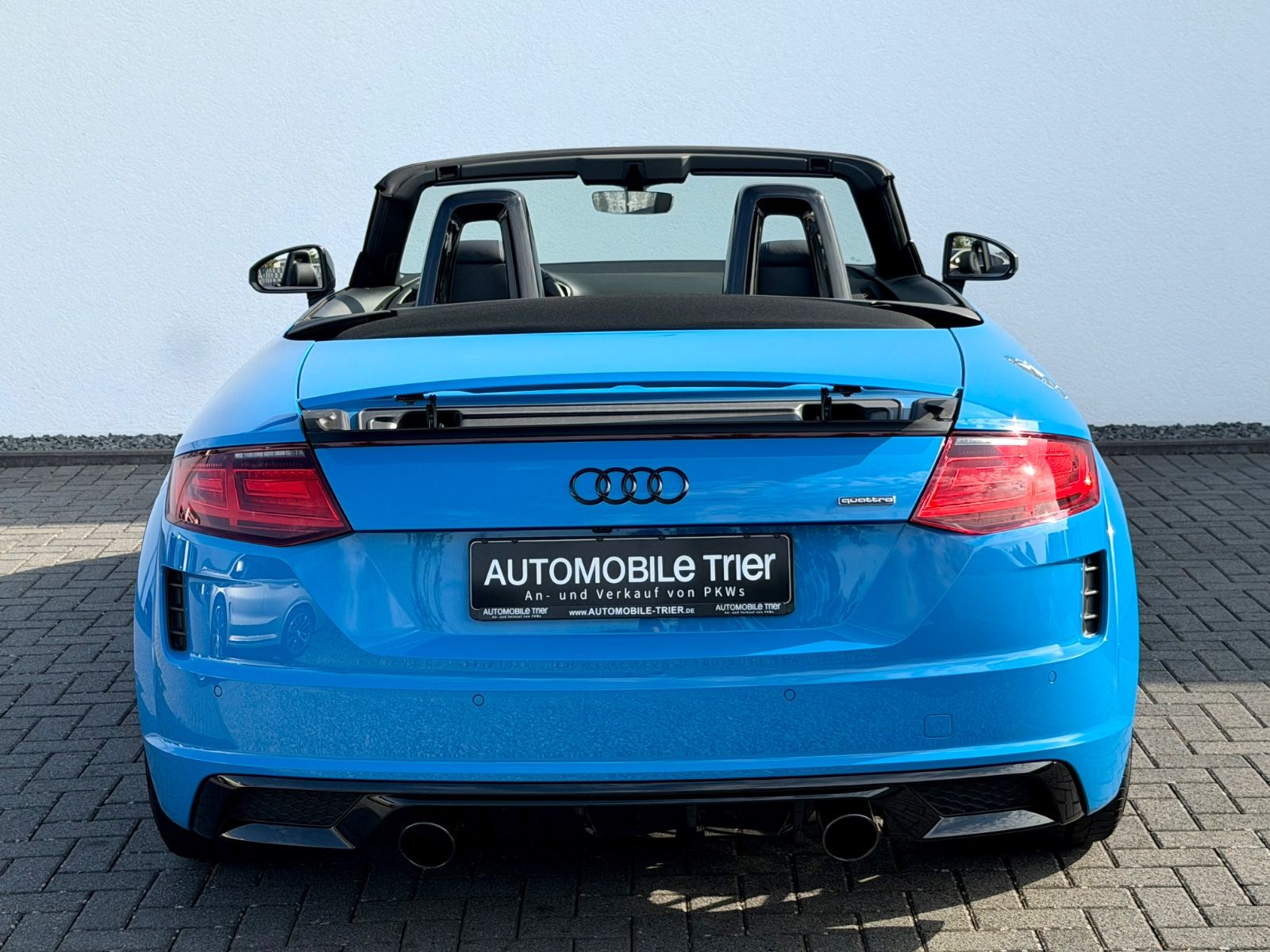 Audi TT Roadster 45 TFSI quattro S line competition - Bild 6 Audi TT Roadster 45 TFSI quattro S line competition in Blau als Cabrio/Roadster - Fahrzeugfoto 6