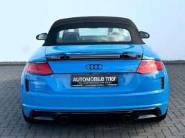 Audi TT Roadster 45 TFSI quattro S line competition in Blau als Cabrio/Roadster - Fahrzeugfoto 18