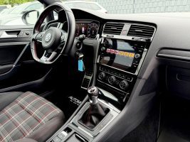 Volkswagen Golf 7 Lim. GTI Performance /LED/CAM/CARPLAY/ in Weiß als Sportwagen/Coupé - Fahrzeugfoto 12