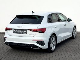 Audi A3 Sportback 35 TFSI S line/NAVI/LED/PDC/CARPLAY in Weiß als Limousine - Fahrzeugfoto 5