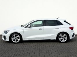 Audi A3 Sportback 35 TFSI S line/NAVI/LED/PDC/CARPLAY in Weiß als Limousine - Fahrzeugfoto 8