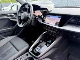 Audi A3 Sportback 35 TFSI S line/NAVI/LED/PDC/CARPLAY in Weiß als Limousine - Fahrzeugfoto 12