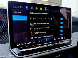 Volkswagen Passat Variant 1.5 TSI DSG /LED/ACC/CAM/1.HAND/ in Schwarz als Kombi - Fahrzeugfoto 19