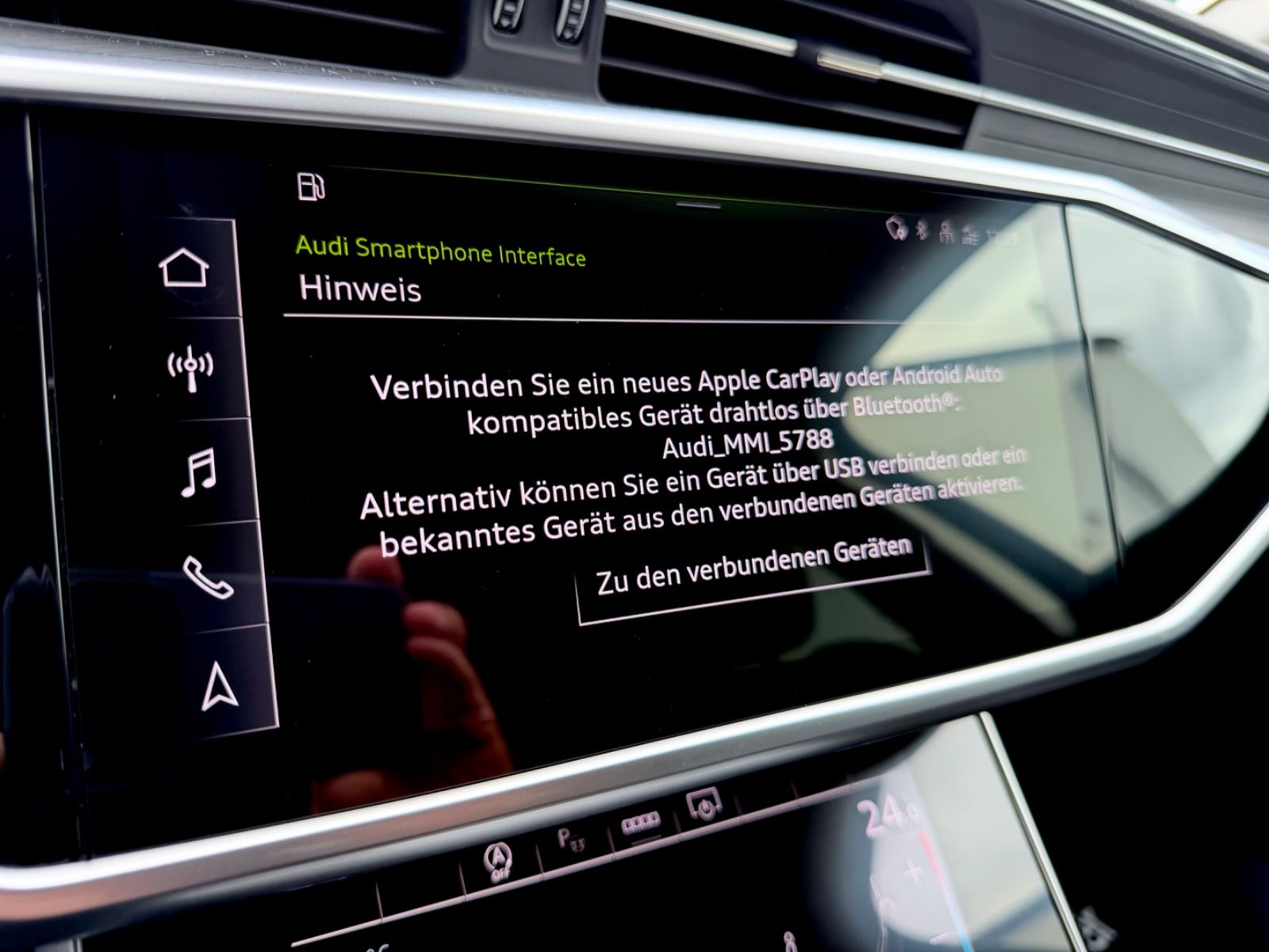 Audi A6 Avant 45 TDI quattro sport /LED/ACC/CAM/ - Bild 17 Audi A6 Avant 45 TDI quattro sport /LED/ACC/CAM/ in Schwarz als Kombi - Fahrzeugfoto 17