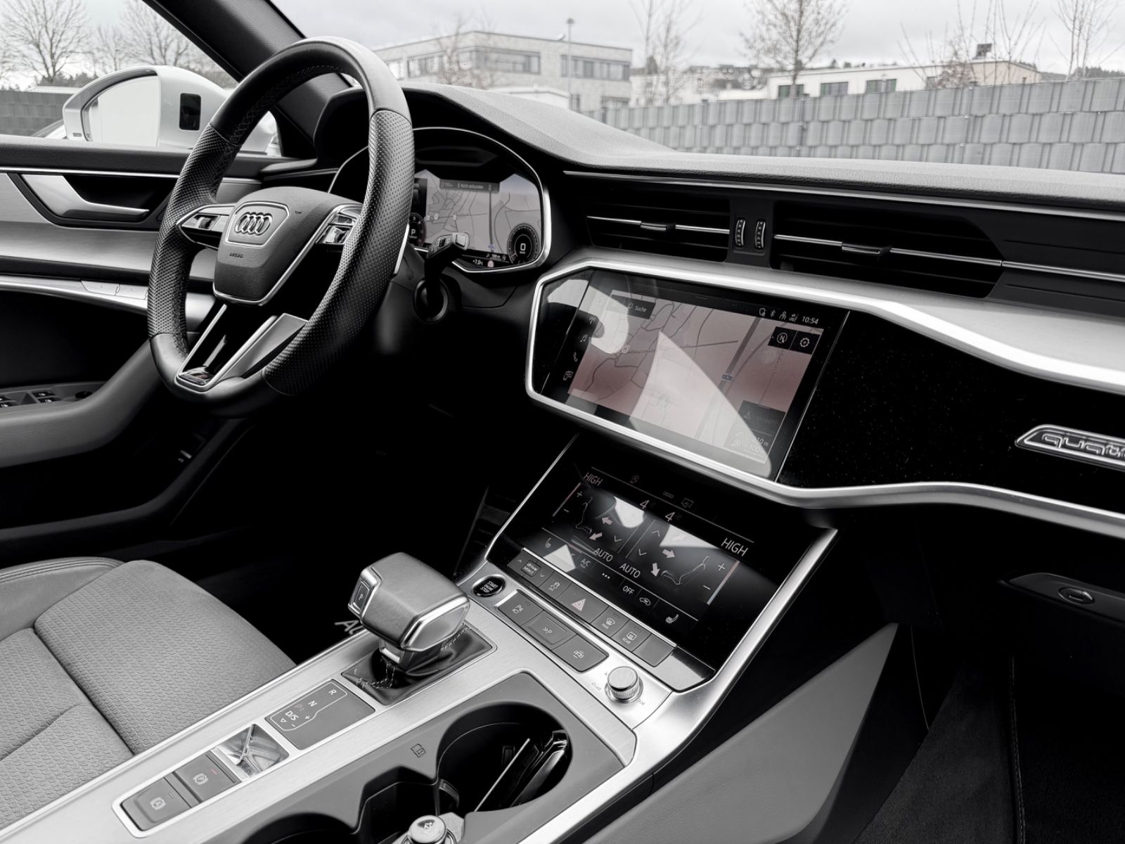 Audi A6 Avant 50 TDI quattro S line Sport Plus Paket - Bild 12 Audi A6 Avant 50 TDI quattro S line Sport Plus Paket in FLORETTSILBER als Kombi - Fahrzeugfoto 12