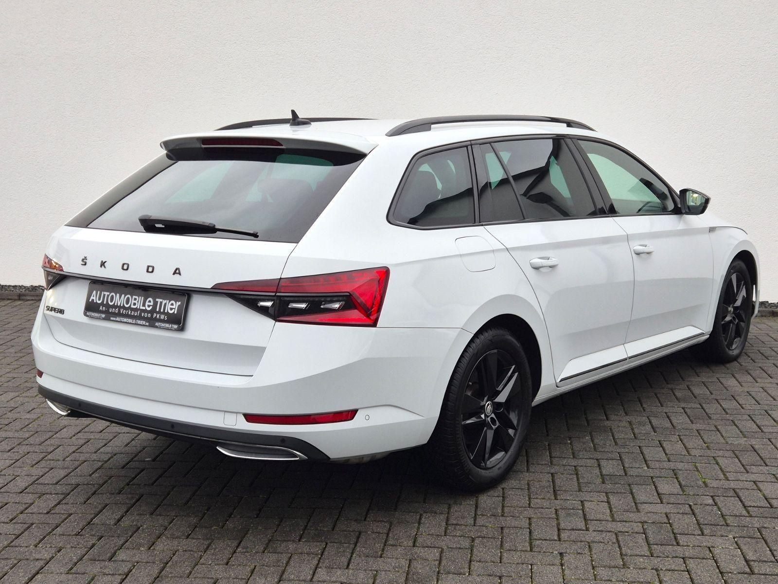 Skoda Superb Combi Sportline 2.0 TSI DSG / / 1.HAND // - Bild 5 Skoda Superb Combi Sportline 2.0 TSI DSG / / 1.HAND // in Moon-Weiss Metallic als Kombi - Fahrzeugfoto 5