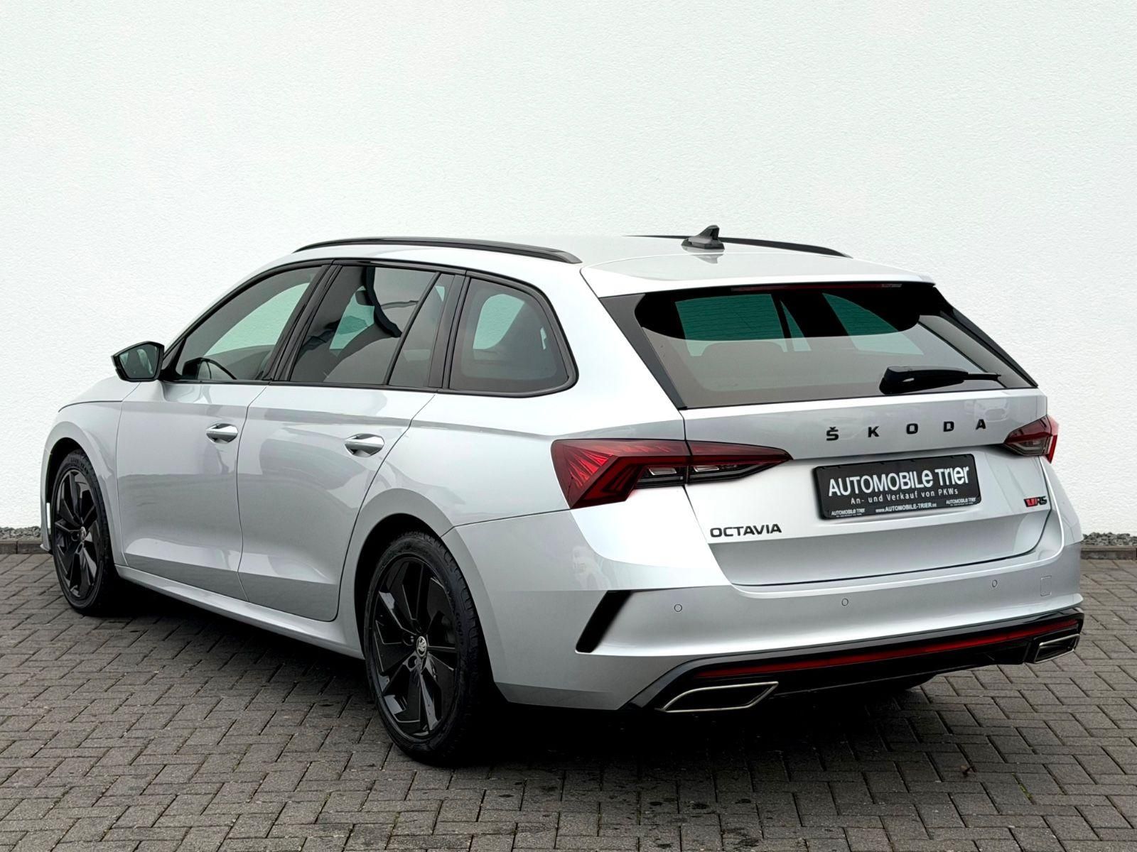 Skoda Octavia Combi RS 2.0 TDI DSG /NAVI/LED/HUD/AHK/ - Bild 7 Skoda Octavia Combi RS 2.0 TDI DSG /NAVI/LED/HUD/AHK/ in Silber als Kombi - Fahrzeugfoto 7