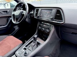 Seat Ateca Xcellence 2.0 TDI DSG 4Drive /NAVI/LED/CAM in Grau als SUV/Geländewagen/Pickup - Fahrzeugfoto 11