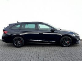 Skoda Octavia Combi RS 2.0 TDI DSG/ LED/ACC/CAM/1.HAND in Schwarz als Kombi - Fahrzeugfoto 4