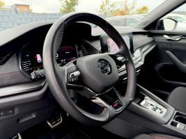 Skoda Octavia Combi RS 2.0 TDI DSG/ LED/ACC/CAM/1.HAND in Schwarz als Kombi - Fahrzeugfoto 10