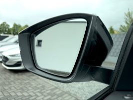 Skoda Karoq Sportline 2.0 TSI DSG 4x4/PANO/LED/ACC/AHK in Silber als SUV/Geländewagen/Pickup - Fahrzeugfoto 16