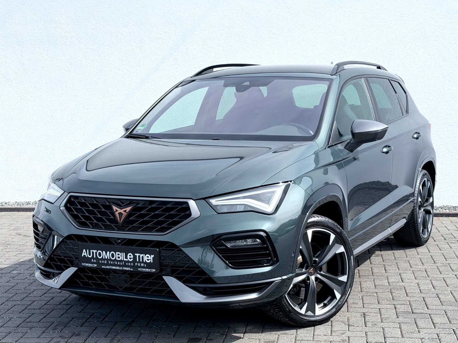 Cupra Ateca VZ 2.0 TSI DSG 4Drive/LED/ACC/LHZ/360° CAM als SUV/Geländewagen/Pickup - Fahrzeugfoto 1