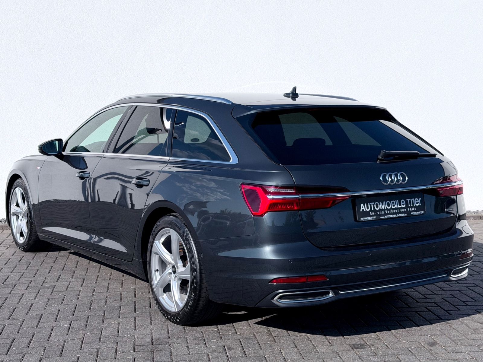 Audi A6 Avant 45 TDI quattro S line Sport Plus Paket - Bild 7 Audi A6 Avant 45 TDI quattro S line Sport Plus Paket in Grau als Kombi - Fahrzeugfoto 7