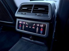 Audi A6 Avant 45 TDI quattro S line Sport Plus Paket in Grau als Kombi - Fahrzeugfoto 19