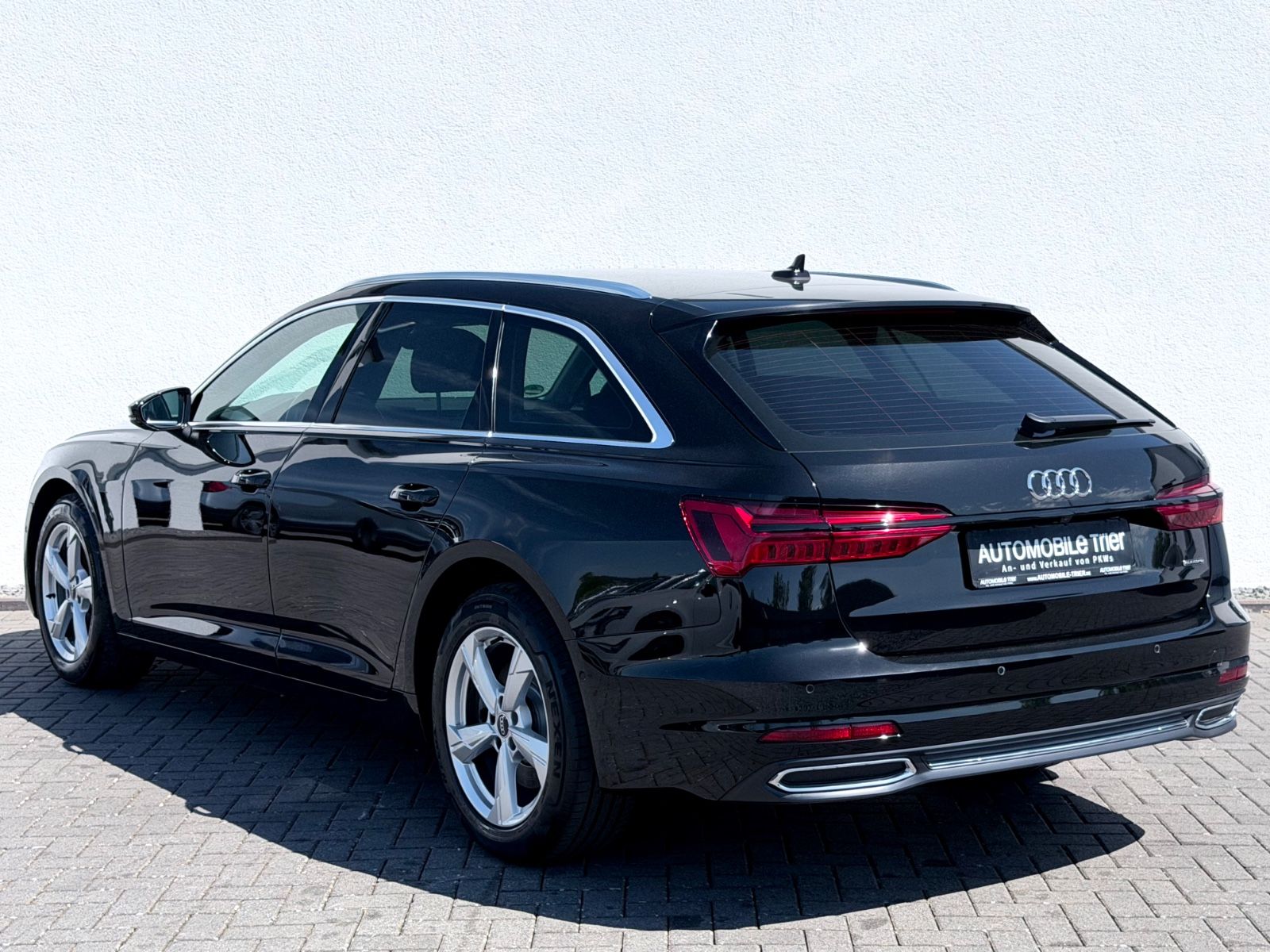 Audi A6 Avant 45 TDI quattro sport /LED/ACC/CAM/AHK/ - Bild 7 Audi A6 Avant 45 TDI quattro sport /LED/ACC/CAM/AHK/ in Schwarz als Kombi - Fahrzeugfoto 7