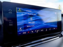 Skoda Octavia Combi RS 2.0 TSI DSG /MASSAGE/PANO/HUD/ in Weiß als Kombi - Fahrzeugfoto 23