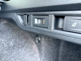 Skoda Octavia Combi RS 2.0 TSI DSG /MASSAGE/PANO/HUD/ in Weiß als Kombi - Fahrzeugfoto 26