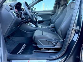 Audi Q3 35 TFSI S line /LED/CAM/ACC/GARANTIE/APP/ in Grau als SUV/Geländewagen/Pickup - Fahrzeugfoto 9
