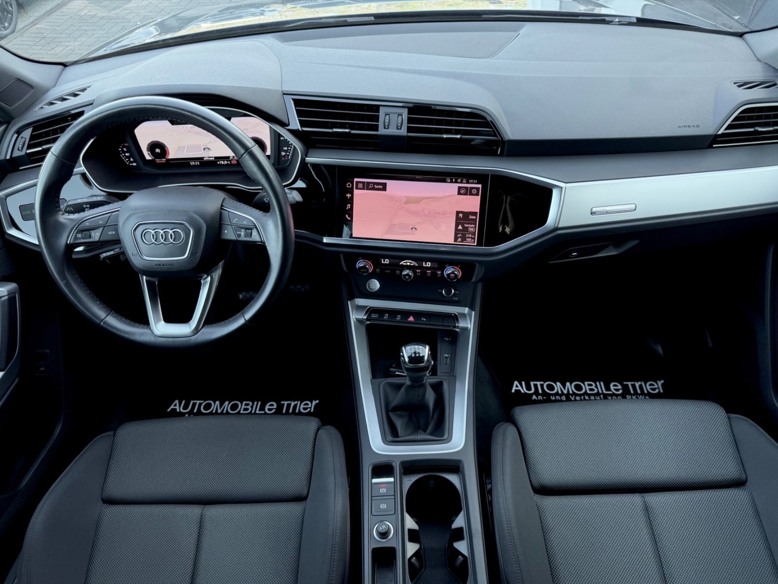 Audi Q3 35 TFSI S line /LED/CAM/ACC/GARANTIE/APP/ - Bild 11 Audi Q3 35 TFSI S line /LED/CAM/ACC/GARANTIE/APP/ in Daytonagrau Perleffekt als SUV/Geländewagen/Pickup - Fahrzeugfoto 11