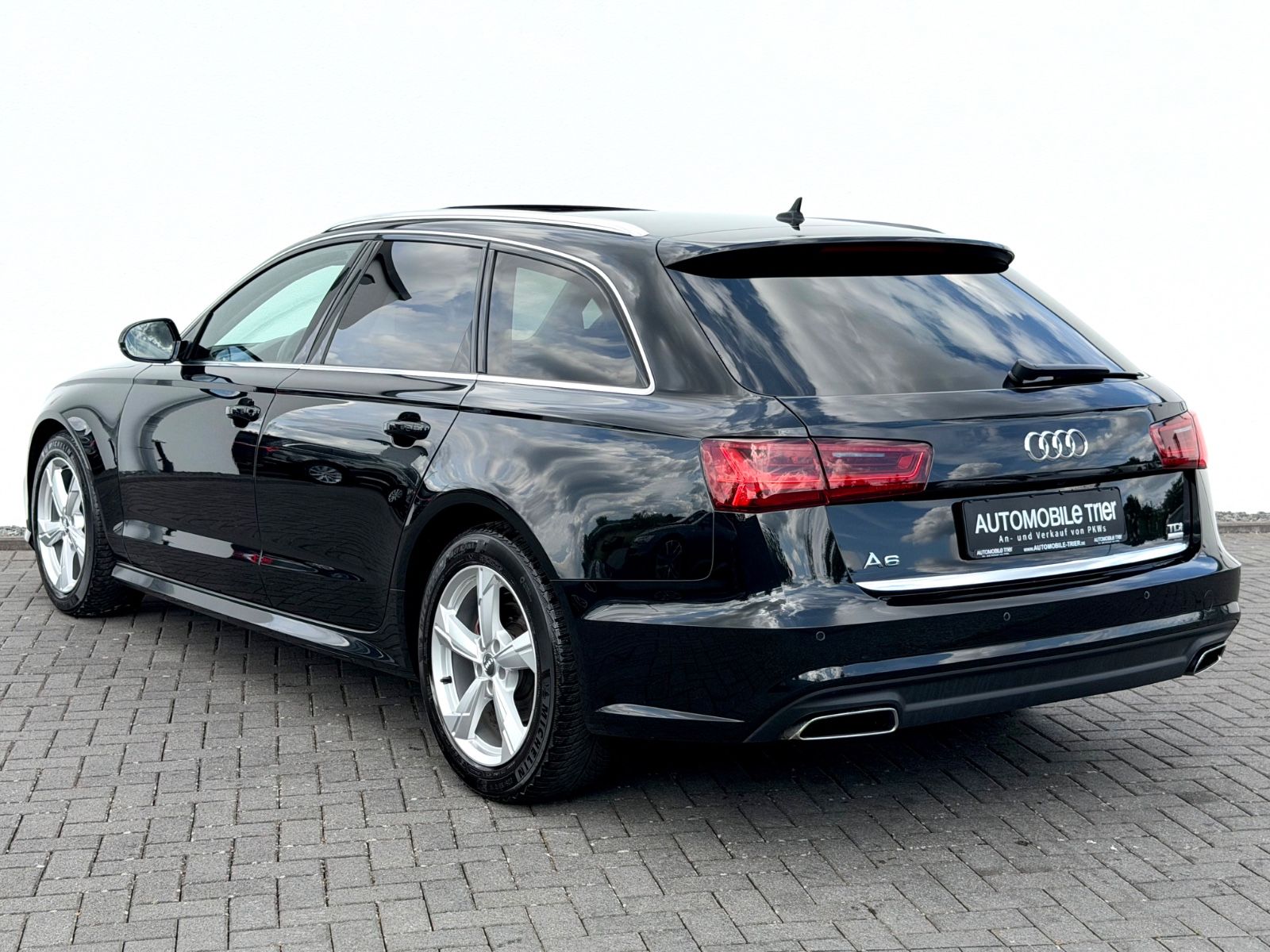 Audi A6 Avant 2.0 TDI sport /LED/ACC/CAM/AHK/GARANTIE - Bild 7 Audi A6 Avant 2.0 TDI sport /LED/ACC/CAM/AHK/GARANTIE in MYTHOSSCHWARZ als Kombi - Fahrzeugfoto 7