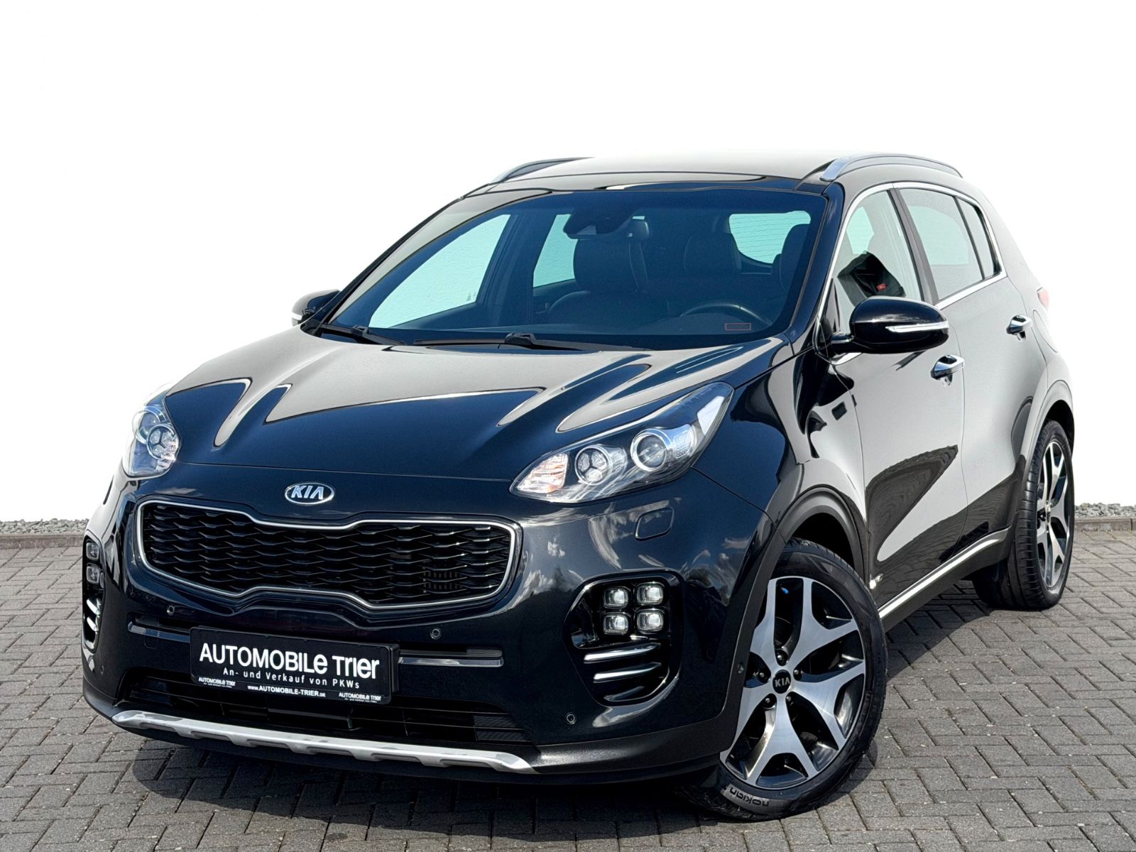 Kia Sportage GT Line 2.0d 4WD /NAVI/LED/CAM/JBL/PANO in Schwarz als SUV/Geländewagen/Pickup - Fahrzeugfoto 1