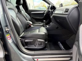 Audi Q3 2.0 TDI S line Sport Plus Paket /1.HAND/ in Grau als SUV/Geländewagen/Pickup - Fahrzeugfoto 12