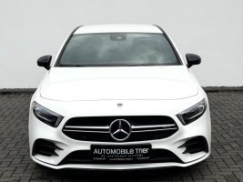 Mercedes-Benz A 35 AMG 4Matic /NAVI/LED/CAM/GARANTIE/ in Weiß als Sportwagen/Coupé - Fahrzeugfoto 2