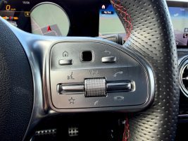 Mercedes-Benz A 35 AMG 4Matic /NAVI/LED/CAM/GARANTIE/ in Weiß als Sportwagen/Coupé - Fahrzeugfoto 14